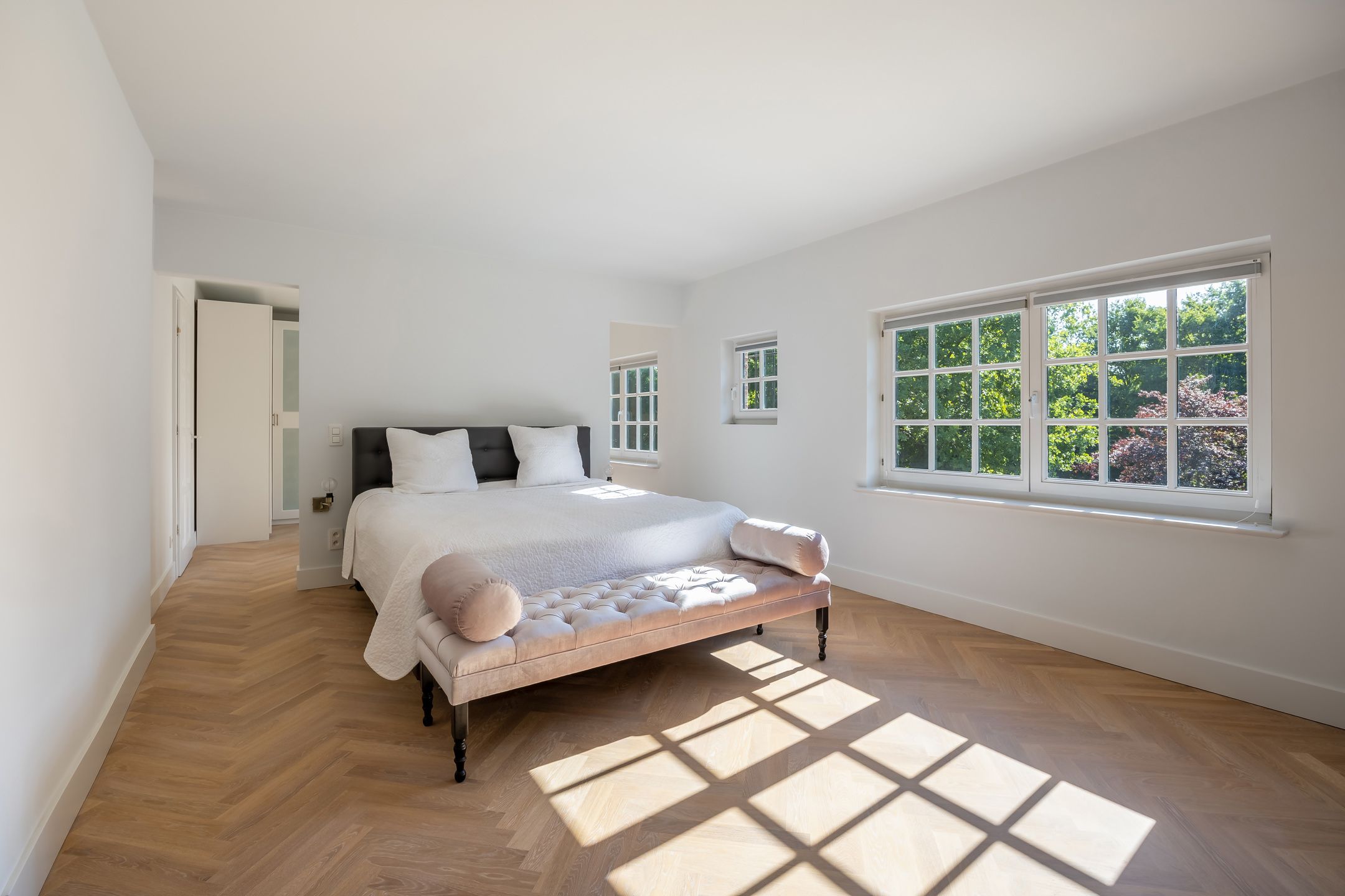 Prestigieuze villa met zwembad op 3.528 m² op toplocatie! foto 42