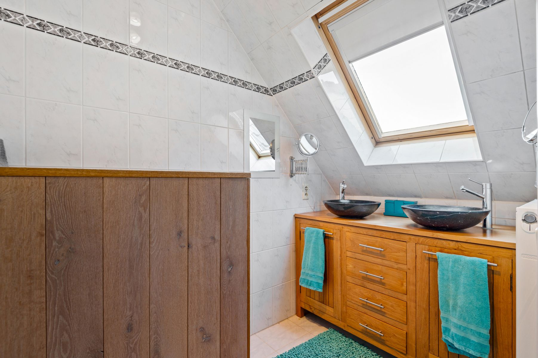 Energiezuinige villa met zwembad in een doodlopende straat. foto 20