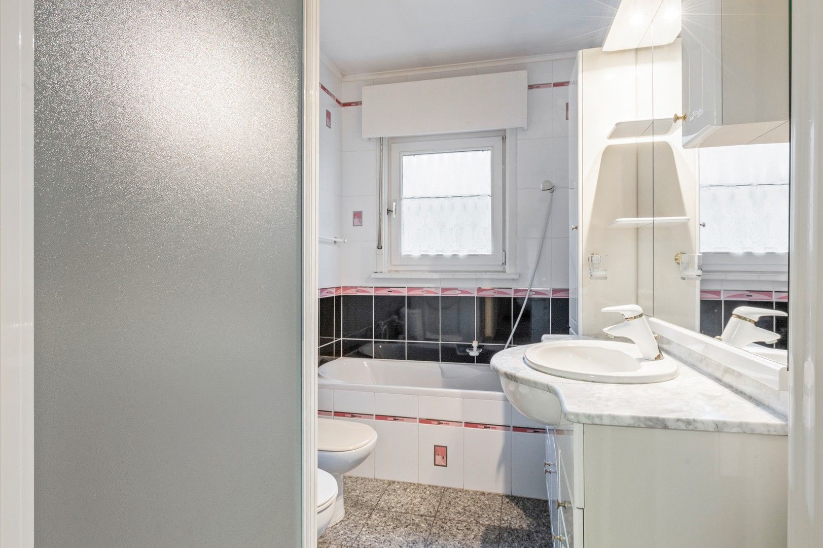 Gelijkvloerse woning te renoveren met 3 slaapkamers foto 16