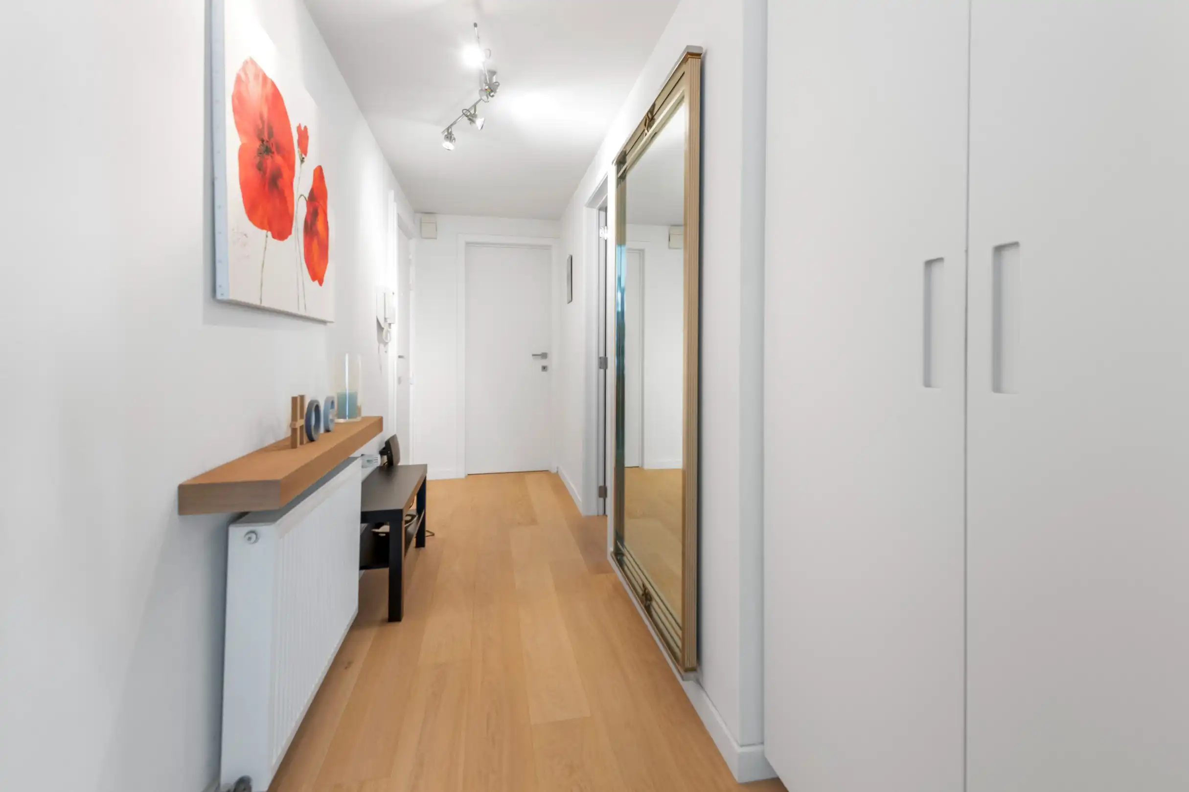 Modern appartement met zijdelings zeezicht gelegen in het Zoute vlakbij de Minigolf foto 9