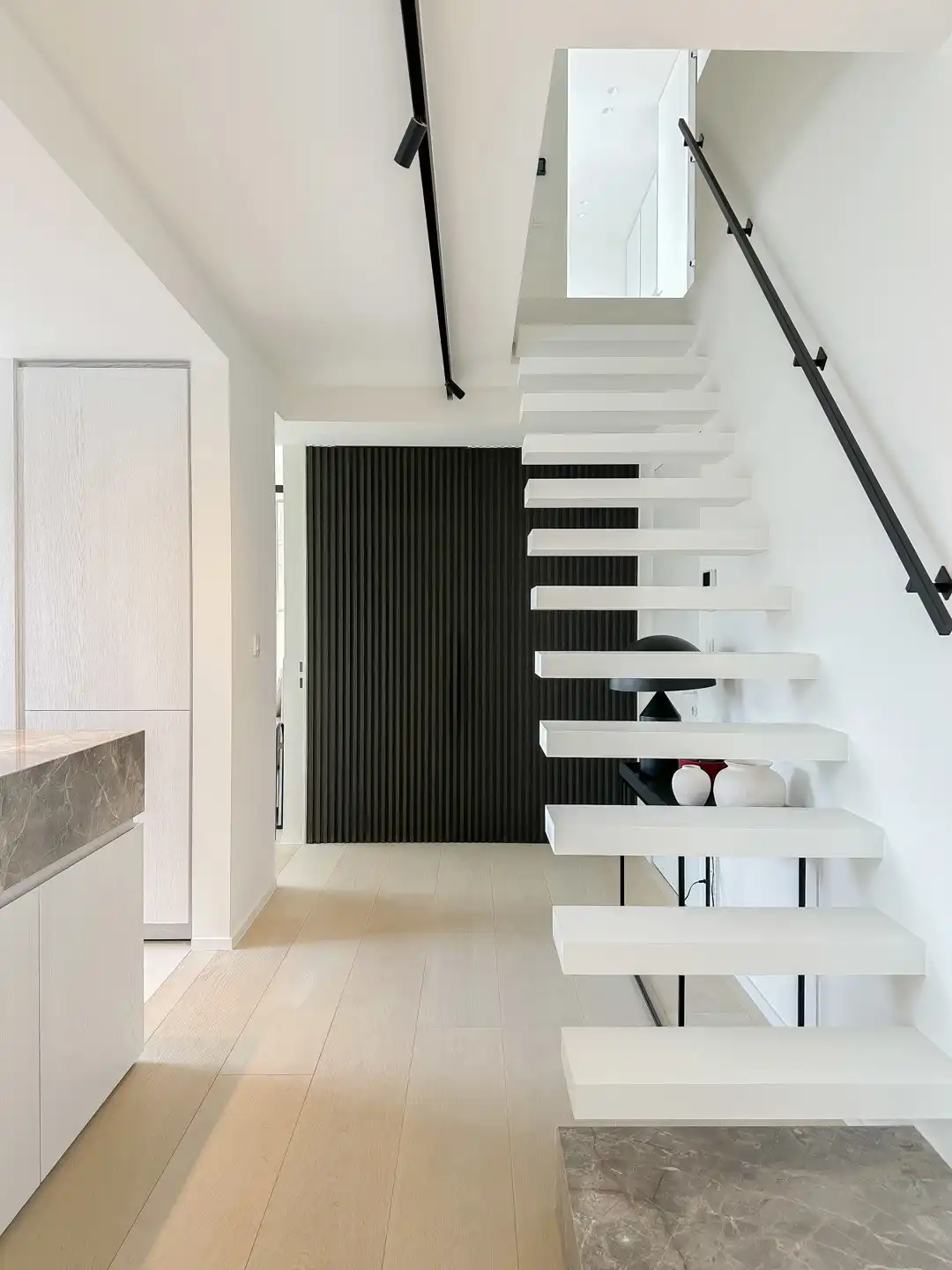 Bijzonder aantrekkelijk DUPLEX-appart., aan het Albertplein. foto 21