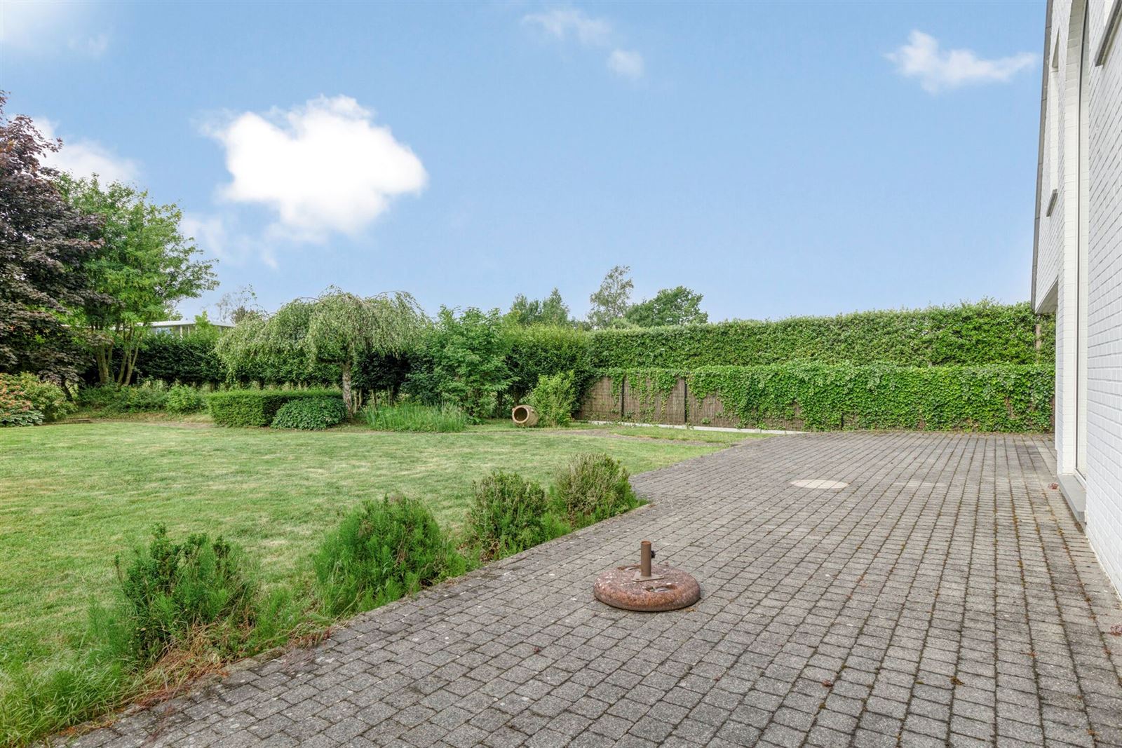 Ruime villa te huur op rustige locatie foto 30