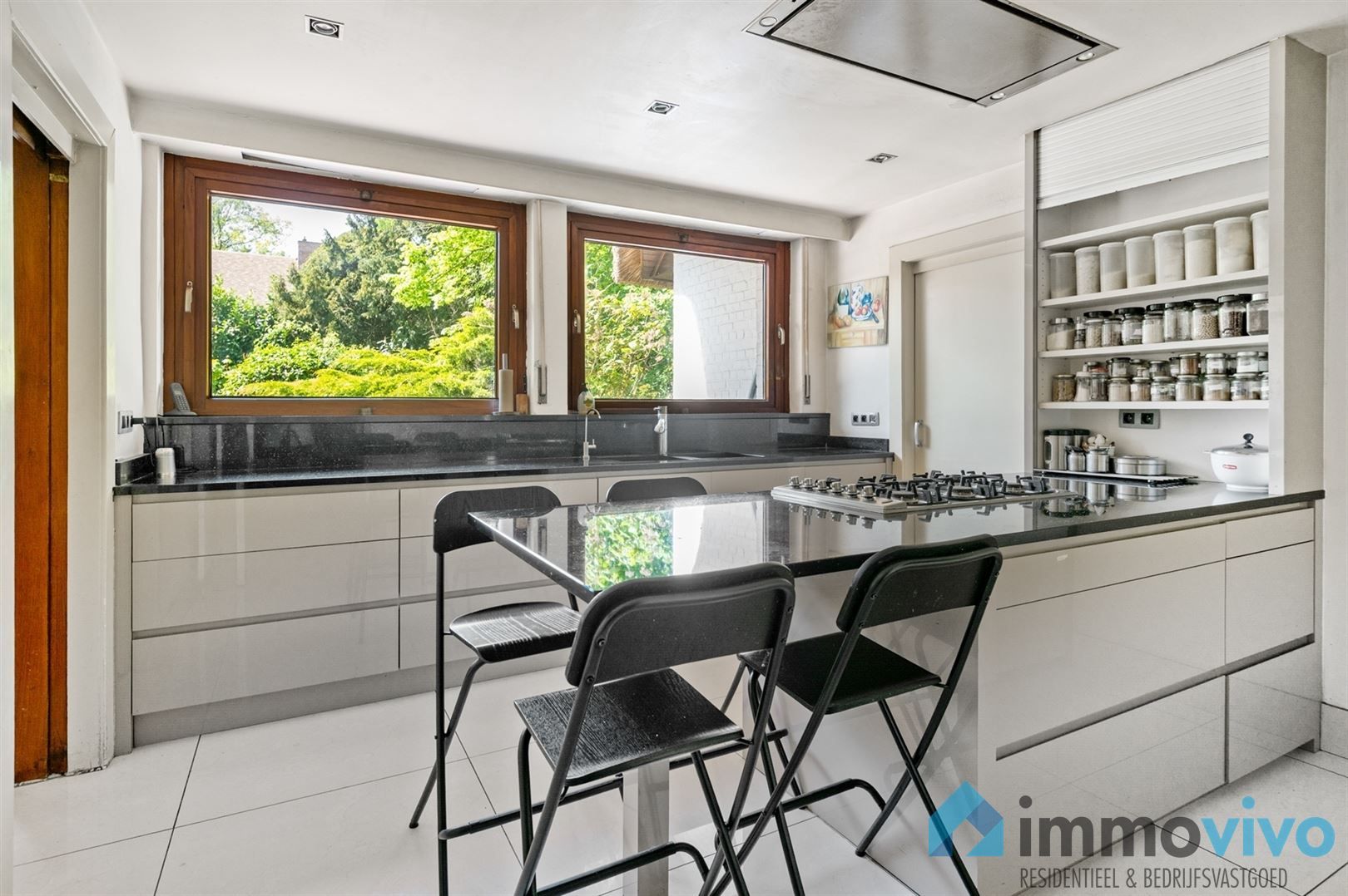 Karaktervolle rietgedekte villa op 1.120 m² met 5 slaapkamers en badkamers (475 m² bewoonbaar!) foto 14