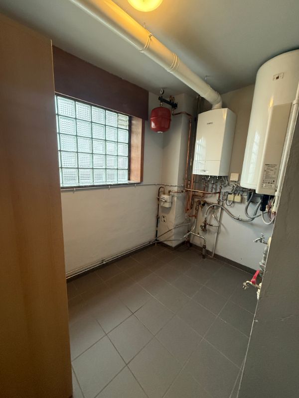 Frans Van Schoorstraat 5 - 9200 Sint-Gillis foto 12