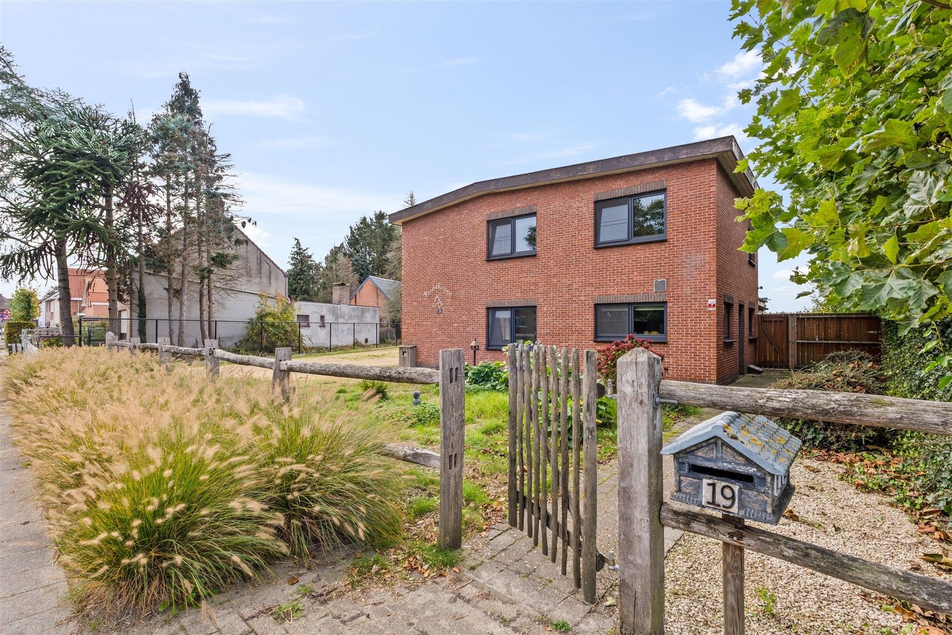 Open bebouwing + stallen op 11.268m² foto 32