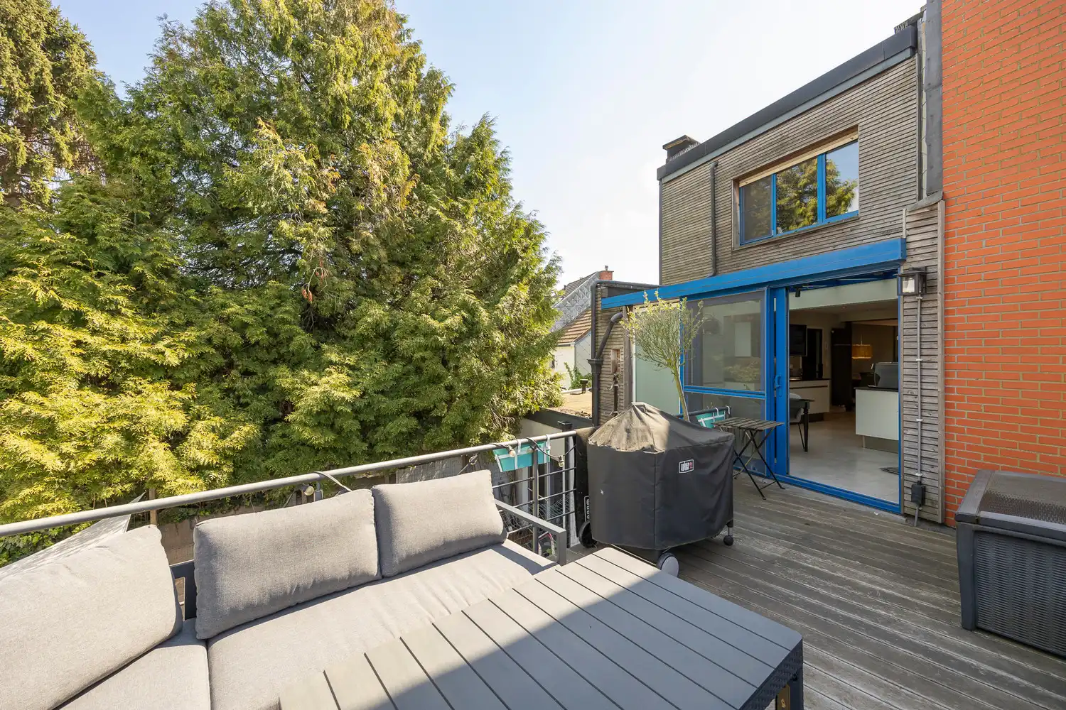 RUIME BEL-ÉTAGE MET DRIE SLAAPKAMERS IN CENTRUM BURCHT foto 15