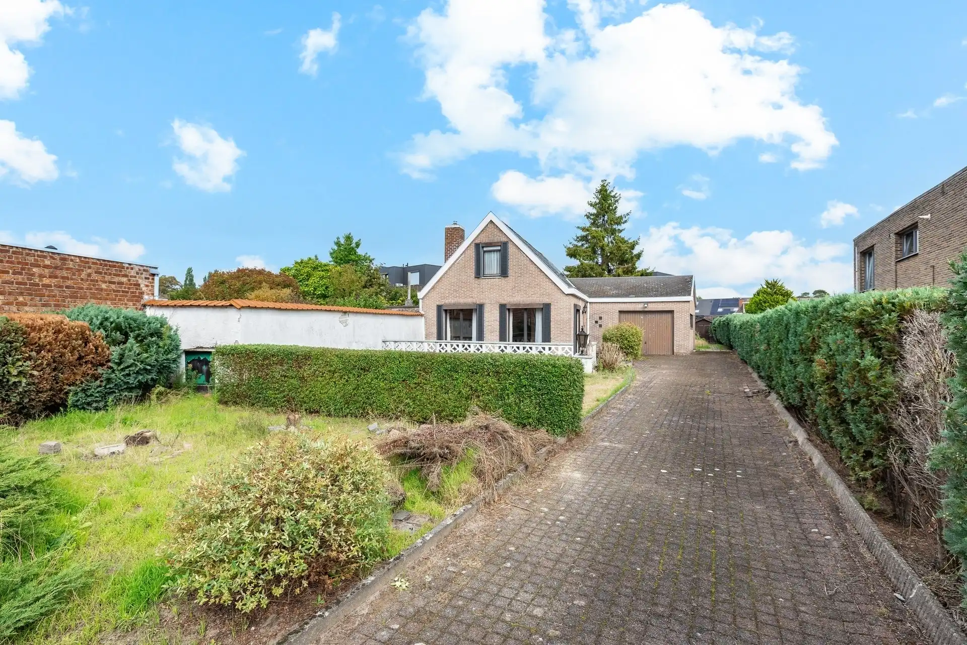 Te renoveren woning op toplocatie! foto 5