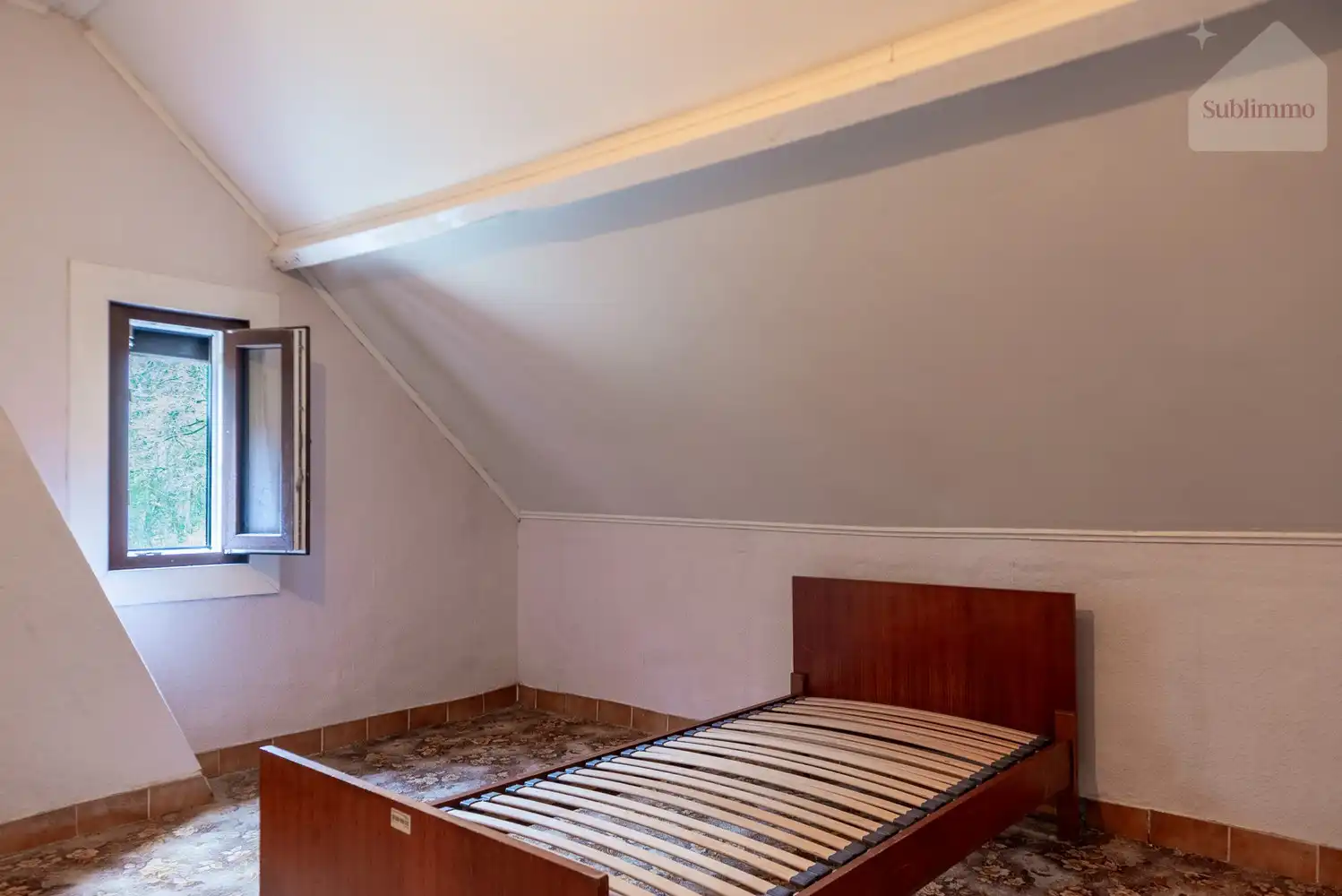 Charmante halfopen bebouwing op idyllische bosrijke locatie – uniek renovatieproject foto 19