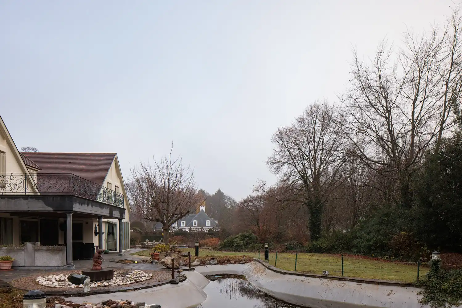 Riante villa op ruim perceel van ca. 3.928m2 foto 27