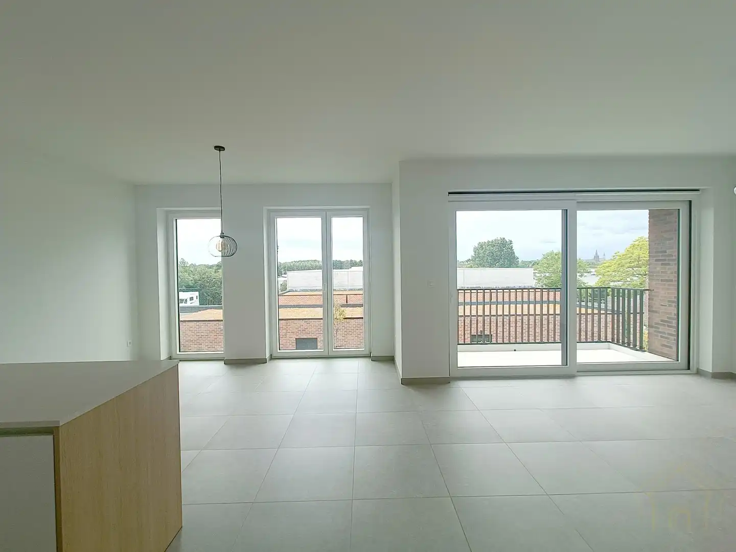 Afgewerkt modelappartement met twee slaapkamers foto 4