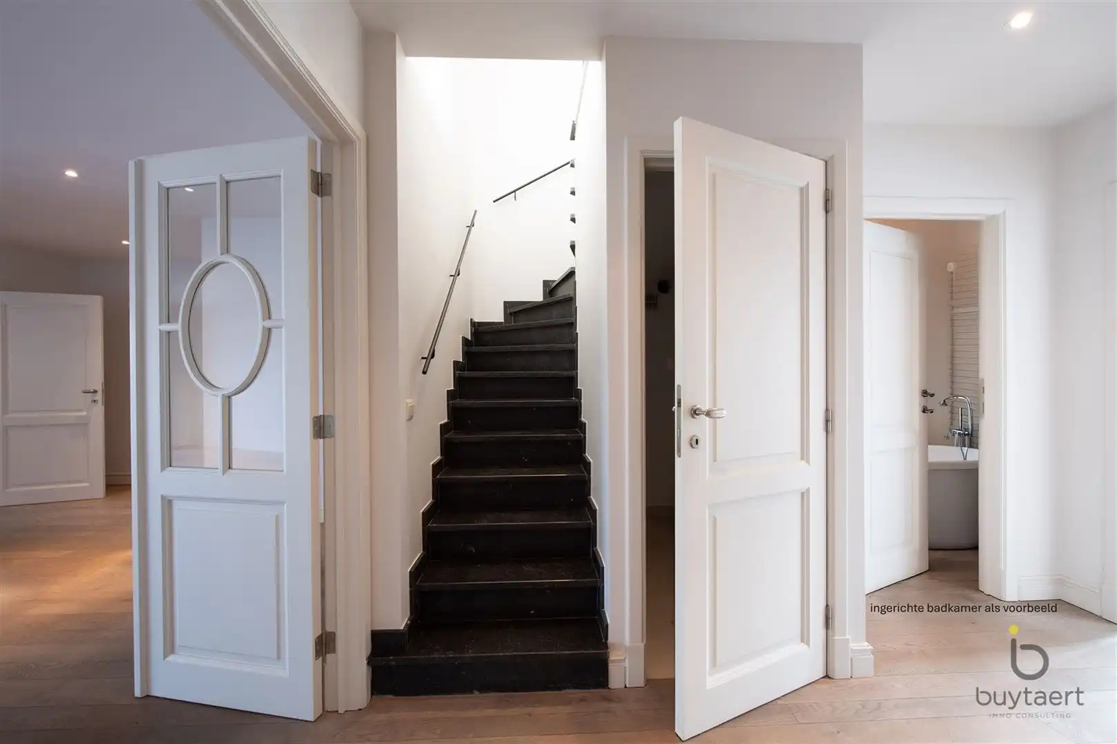 Semi-casco duplex appartement met zonneterras in hartje Schilde foto 27