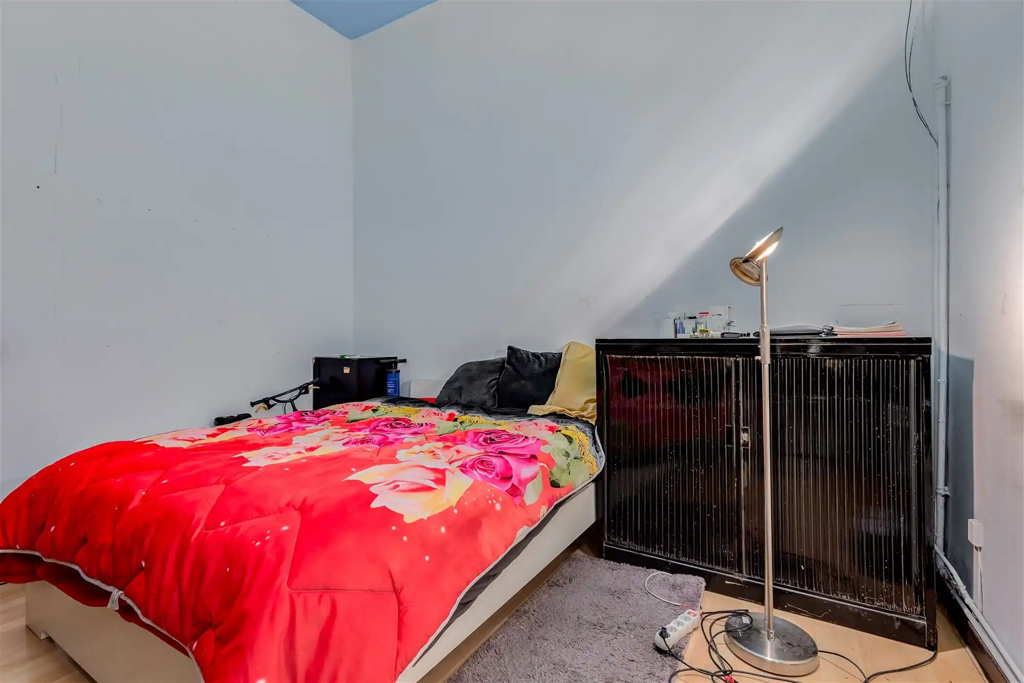 Hoekpand bestaande uit handelsglvl + 6 appartementen foto 11