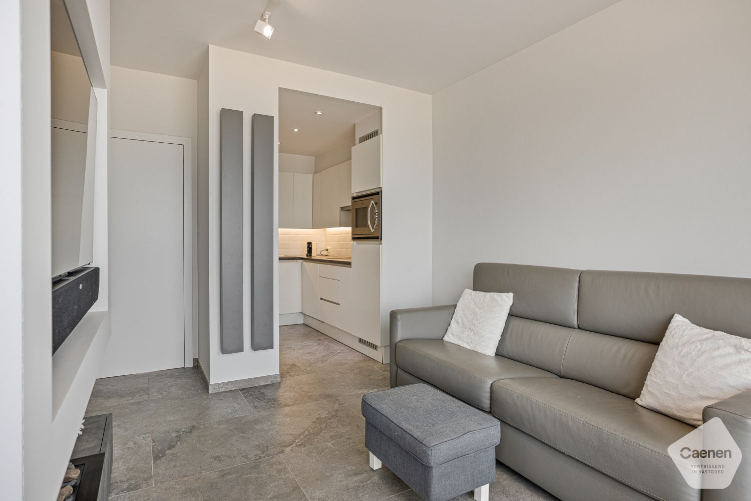 Gerenoveerde penthouse met terrassen en schitterend zeezicht! foto 3