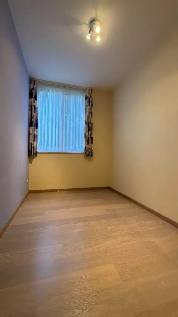 Ruim en lichtrijk appartement met garage, terras en open zicht foto 14