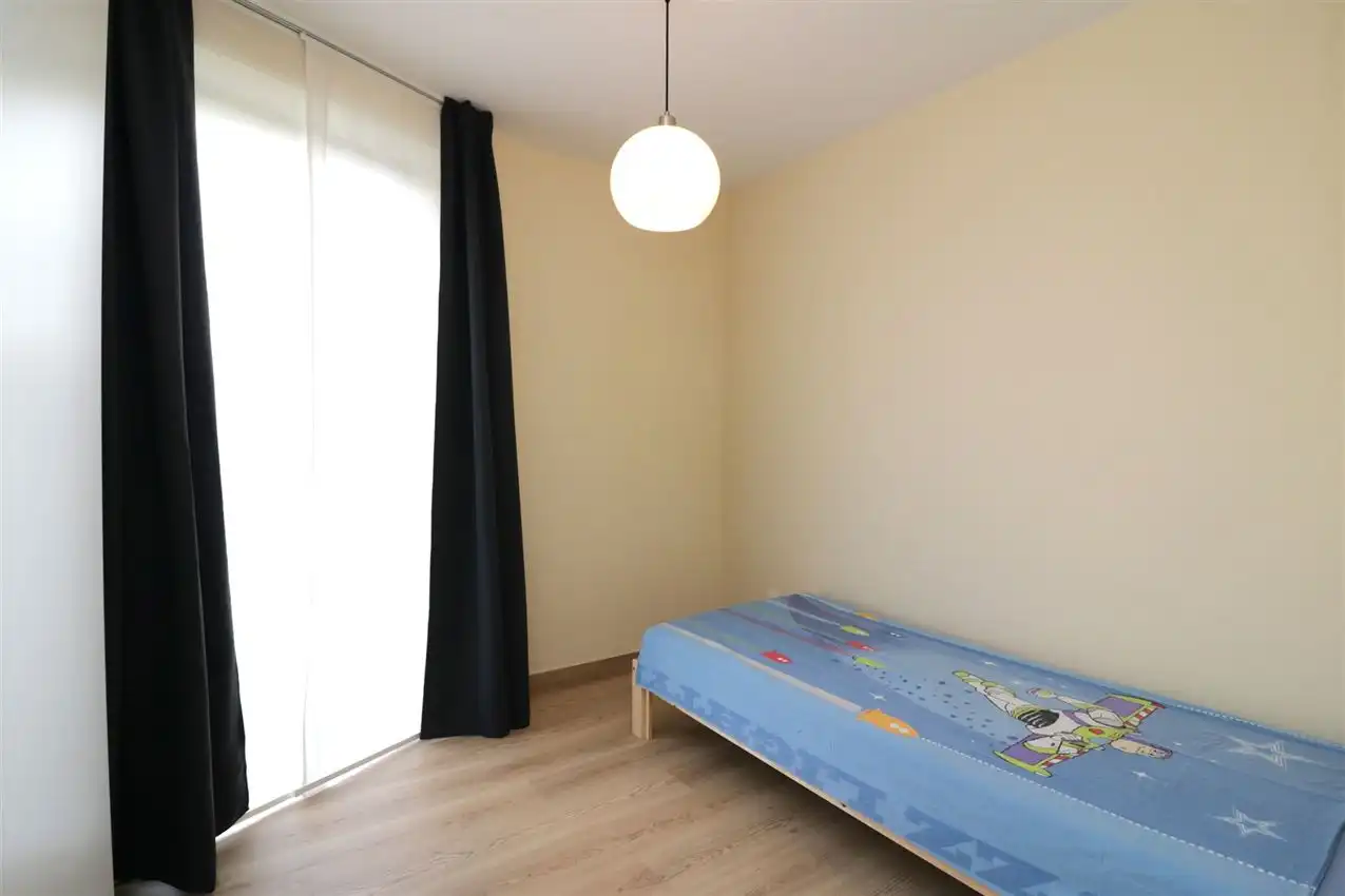 Gelijkvloers app., twee slaapkamers, autostaanplaats nabij centrum foto 22