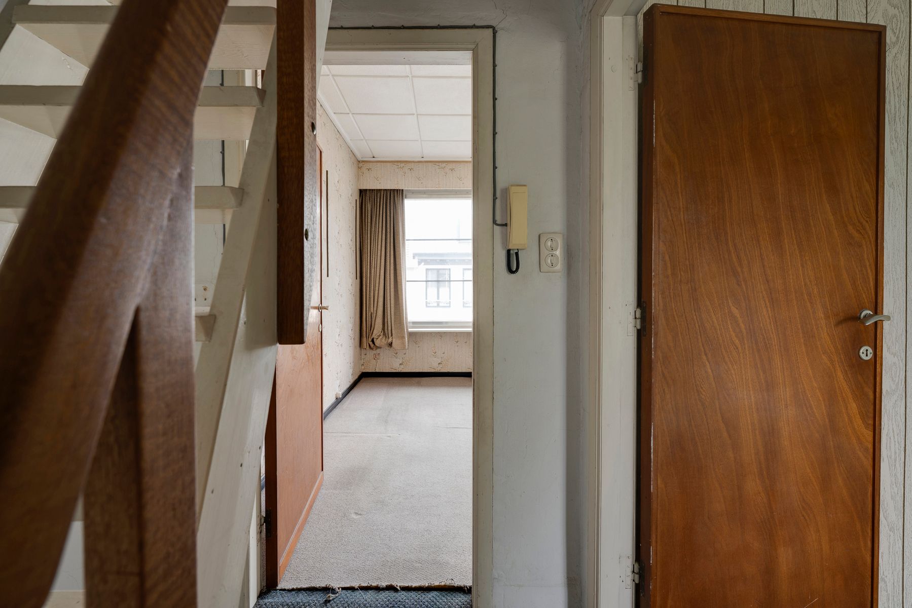 Te renoveren herenhuis met garage in hartje Markgravebuurt foto 15