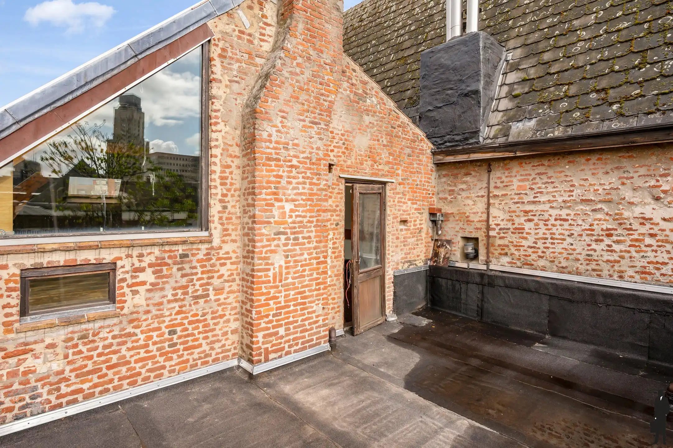 Karakterwoning met atelier en terras foto 36