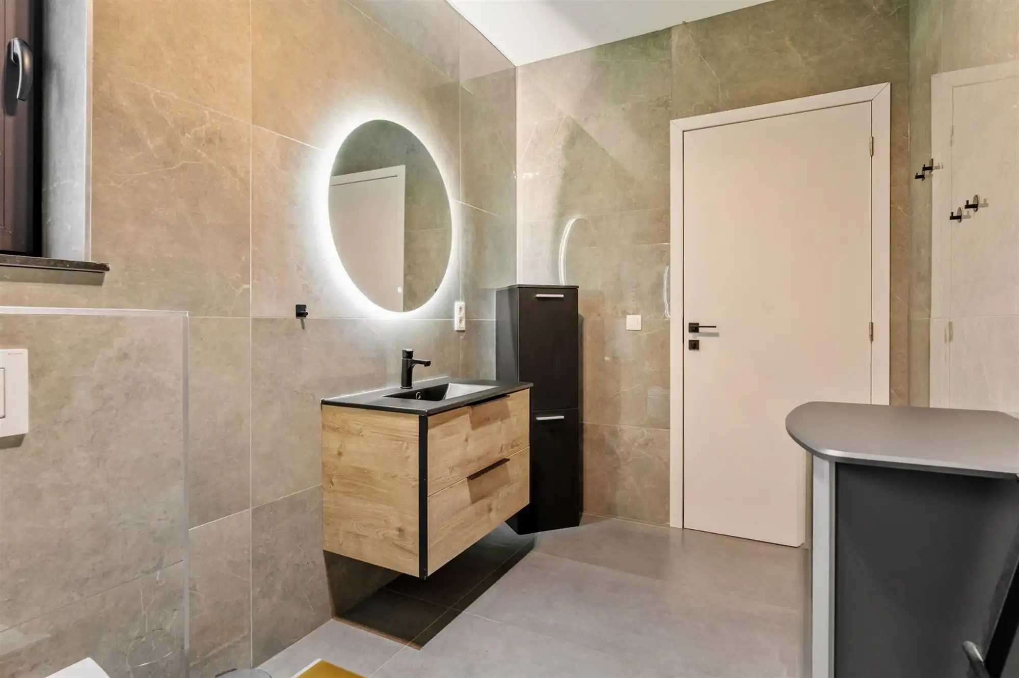 PERFECT ONDERHOUDEN GELIJKVLOERS APPARTEMENT MET 3 SLAAPKAMERS EN PRIVATE TUIN VAN 8A90CA TE KORSPEL foto 14