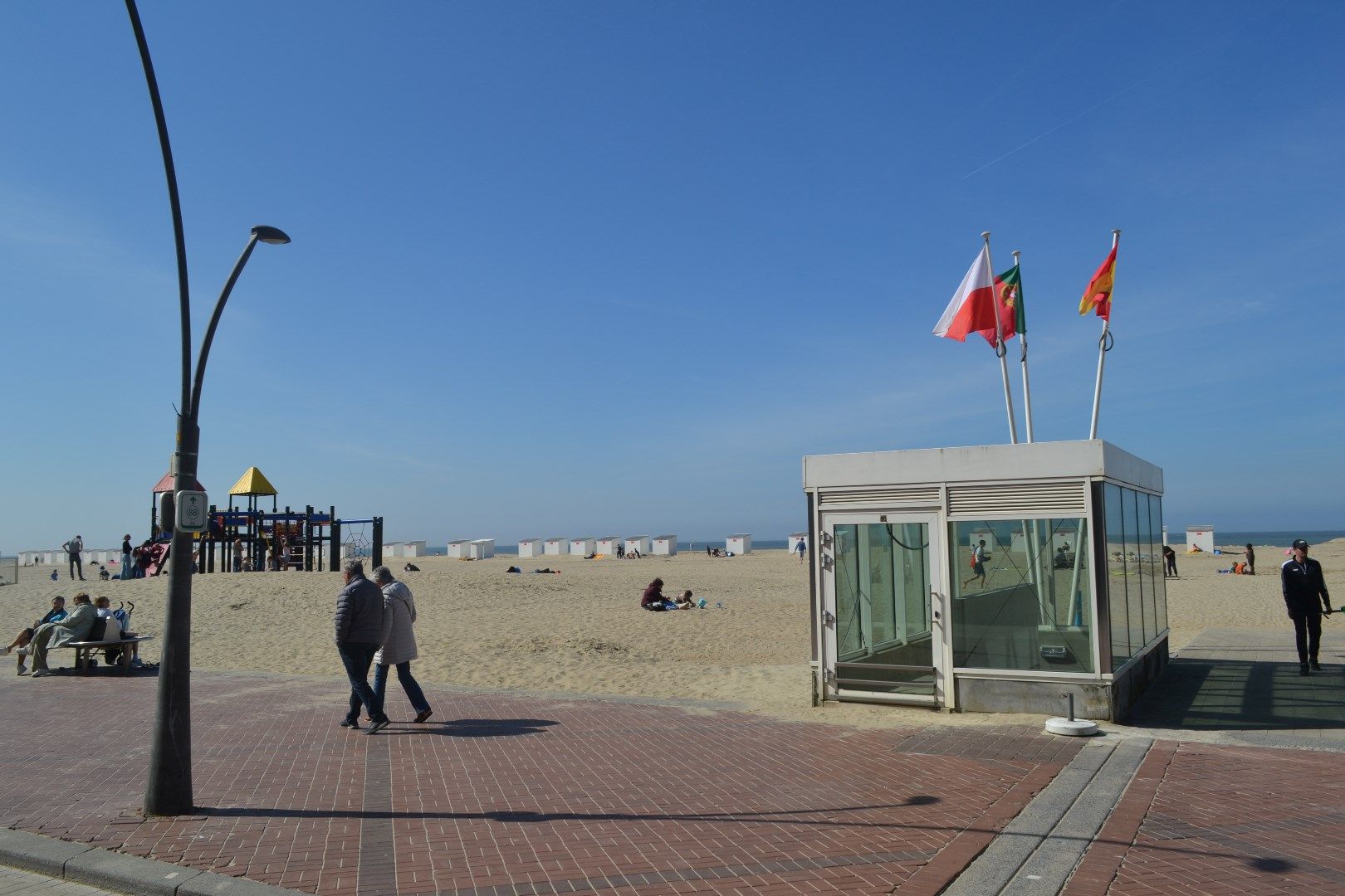 Zeer ruime penthouse met zijdelings zeezicht te Oostduinkerke! foto 18