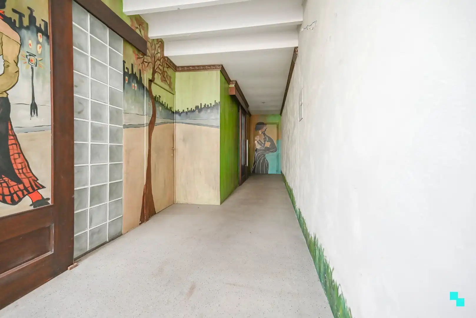 Opbrengsteigendom met winkelruimte én ruime garage in centrum Izegem foto 9