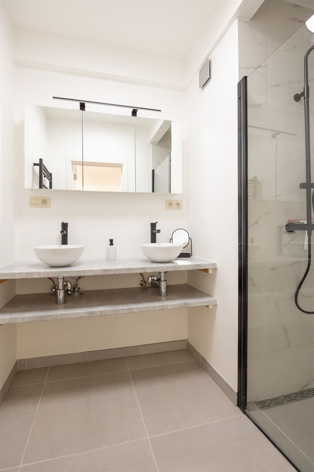 Verzorgd, instapklaar appartement op toplocatie foto 10