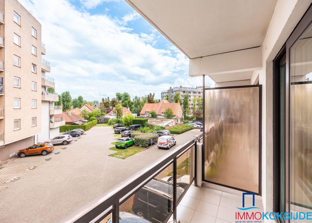 Centraal gelegen studio met terras foto 6