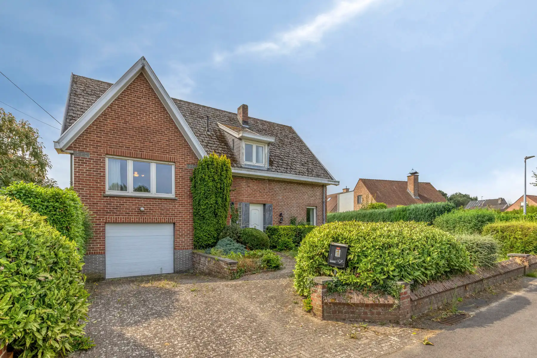 Te renoveren villa met prachtig uitzicht! foto 2