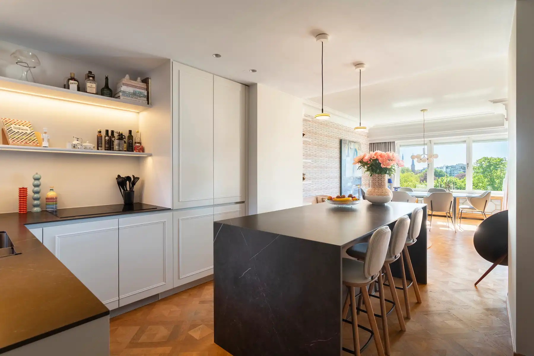 Stijlvol dakappartement met terras aan het Stadspark foto 4