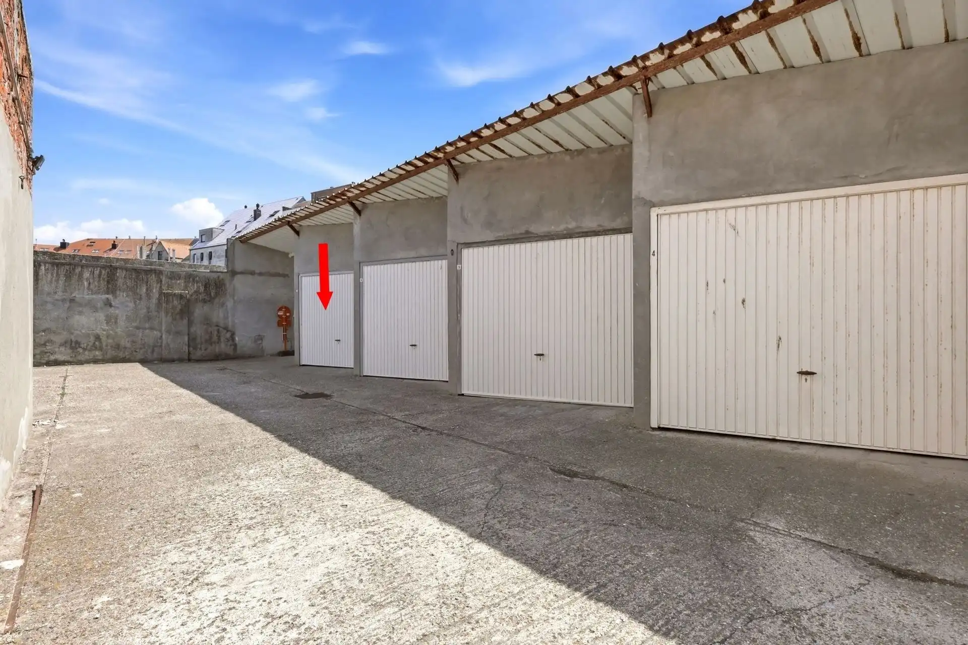 CENTRALE LIGGING / MOG. AANKOOP GARAGE  foto 28