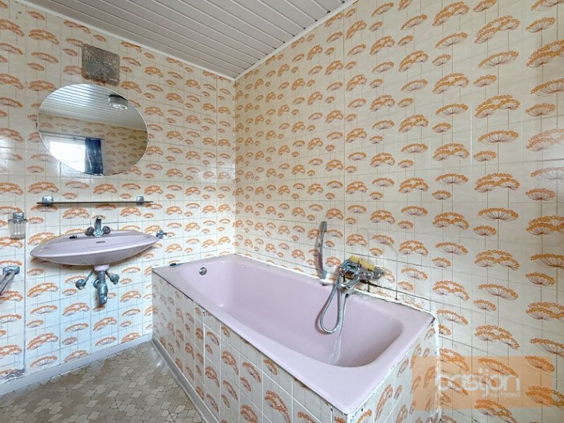 Te koop: Woning met potentieel in het hart van Lauwe – volledig te renoveren foto 7