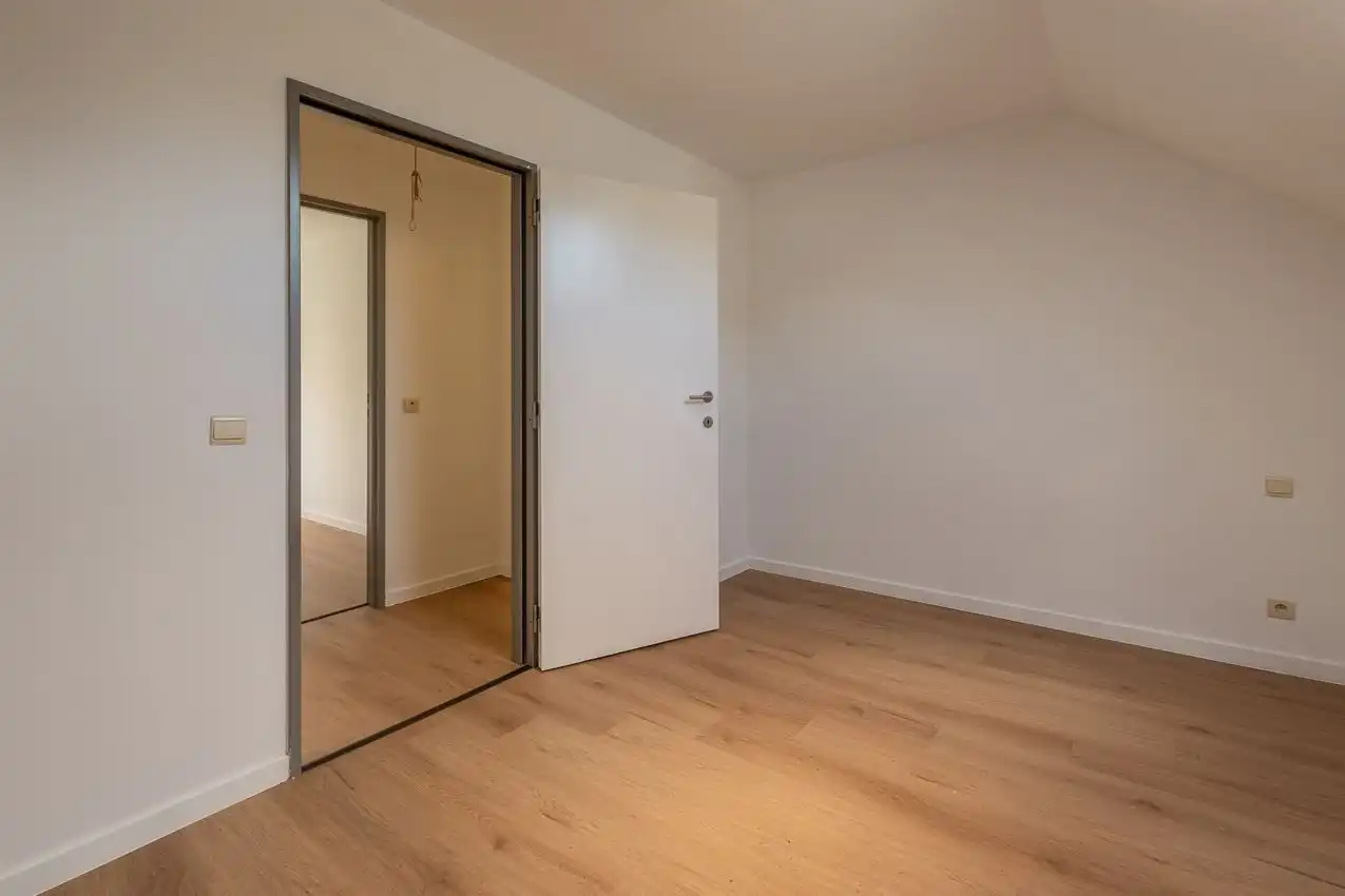 Charmante dorpswoning met geschiedenis, groen én mobiliteit binnen handbereik foto 20