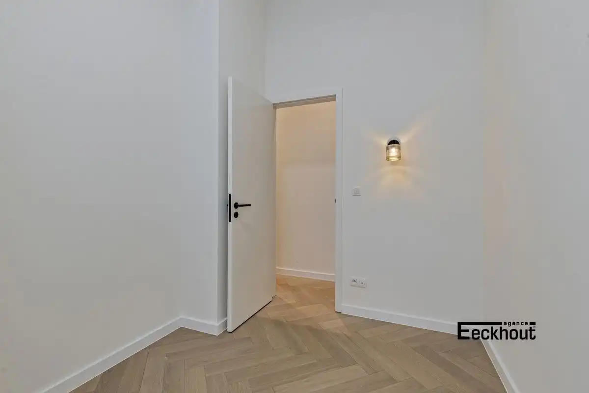 Luxe-appartement op het gelijkvloers met 2 slaapkamers en terras! foto 7