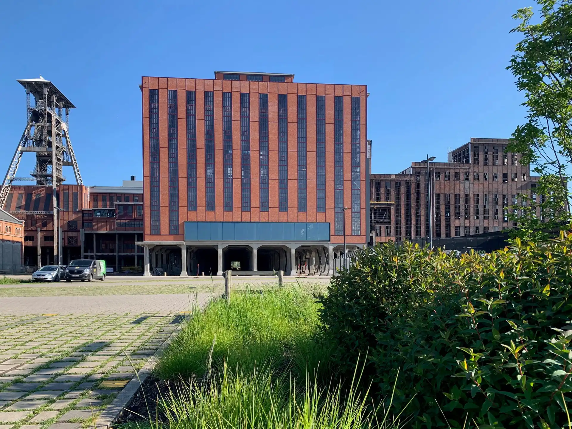 Unieke locatie te koop: Kolenwasserij 4 op be-MINE foto {{pictureIndex}}