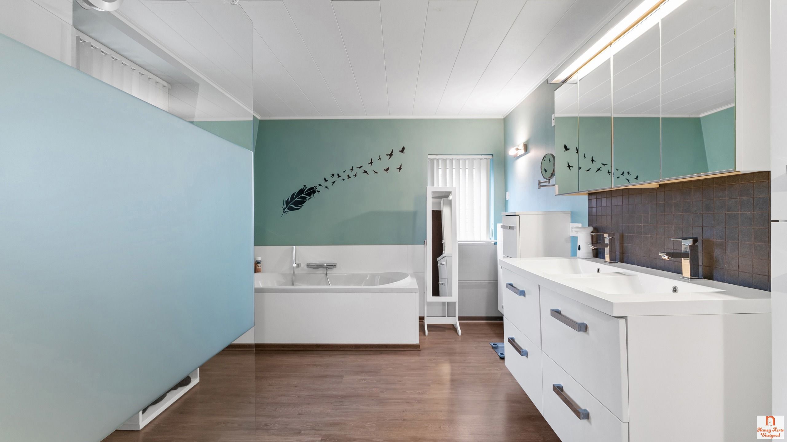 Authentieke woning met moderne toets en hedendaags comfort foto 18