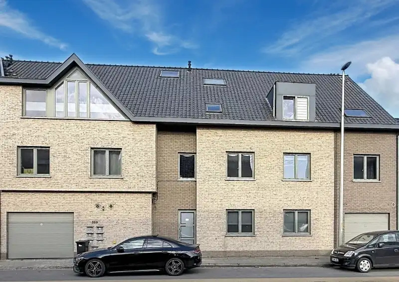 Gezellig appartement met terras in het centrum van Wondelgem foto {{pictureIndex}}