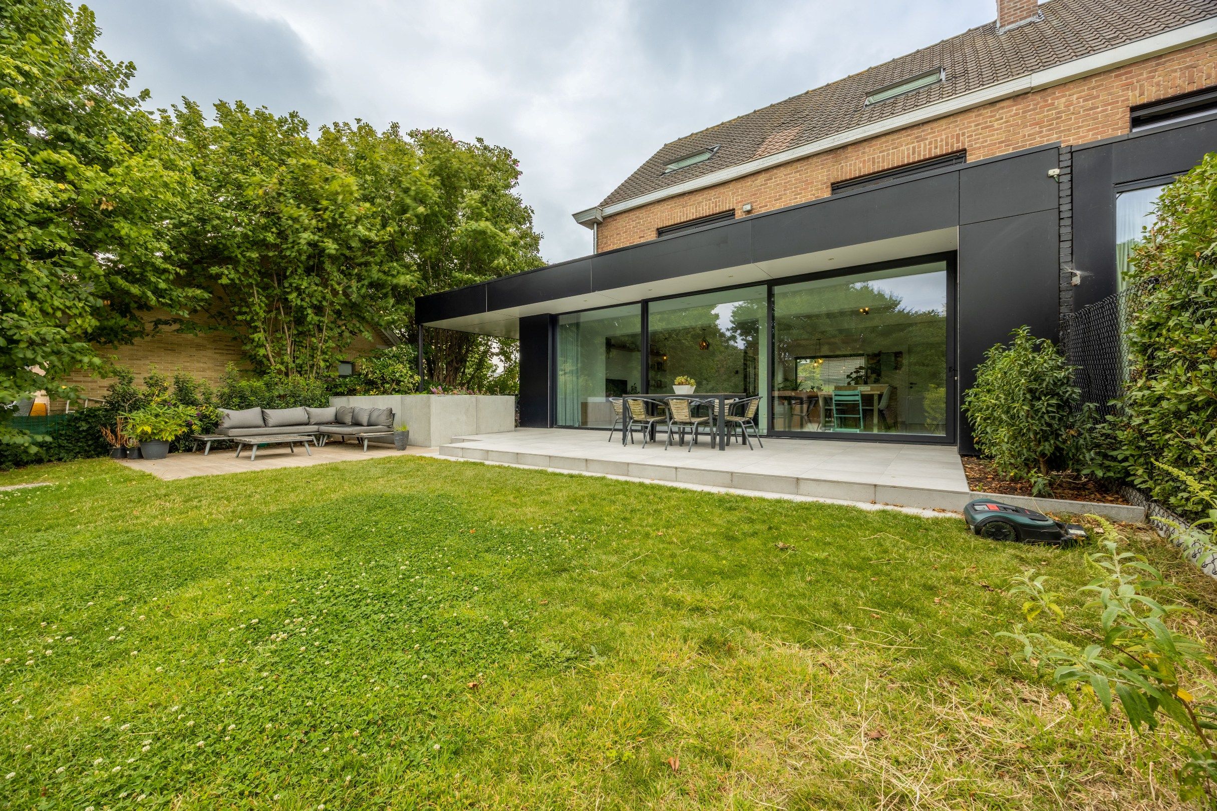 STIJLVOL GERENOVEERDE WONING foto 15