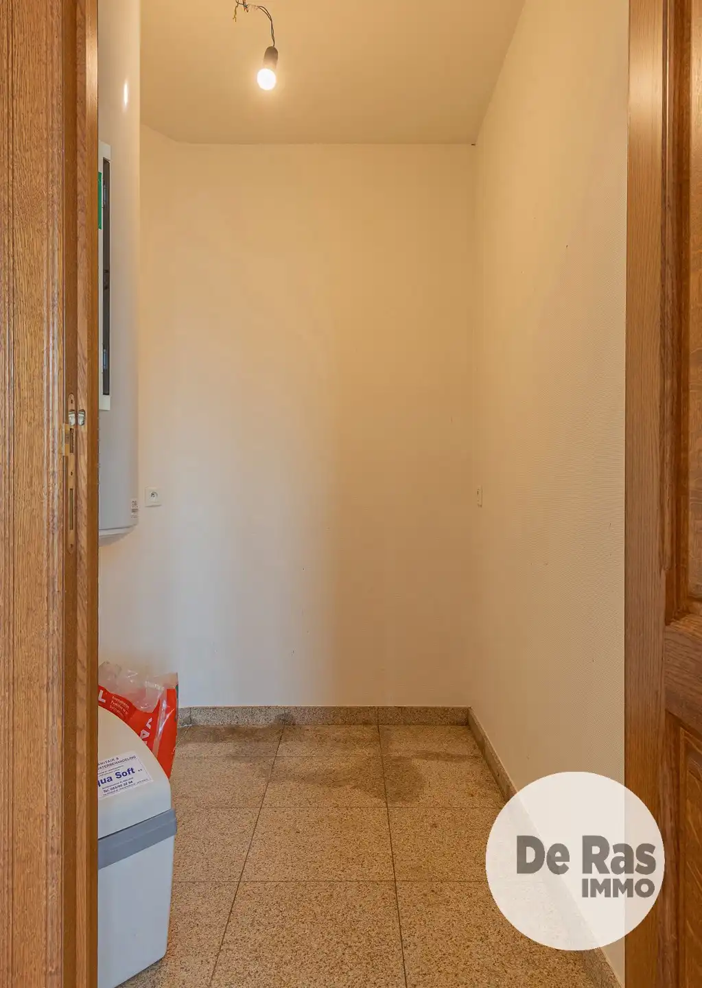 HAALTERT - Instapklaar appartement met 3 kamers aan station foto 15