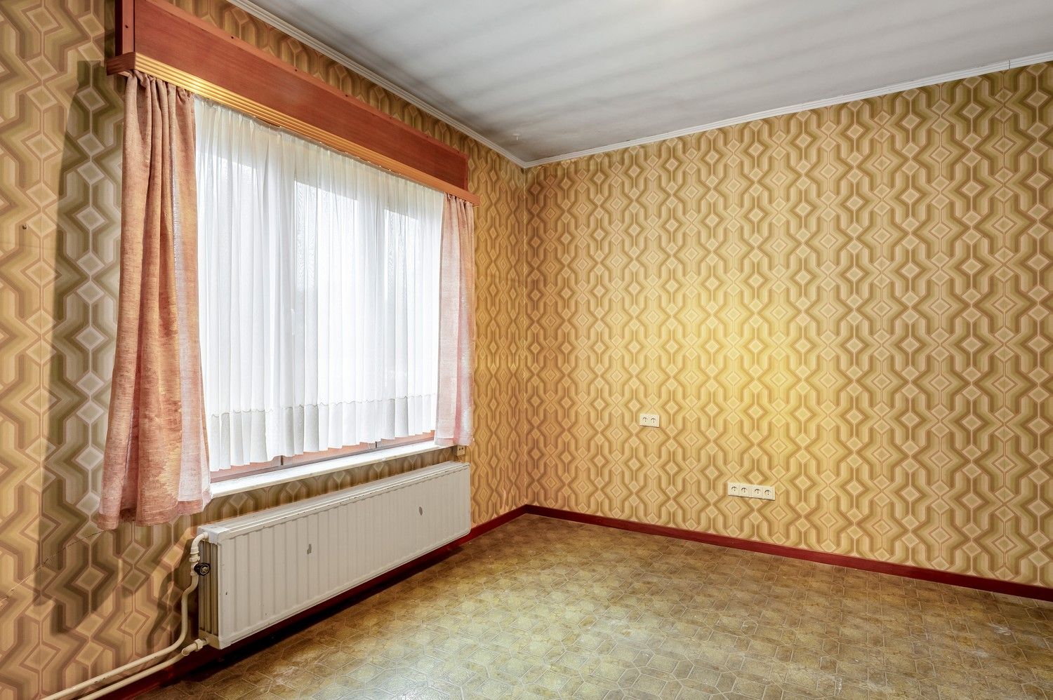 Gesloten bebouwing 219m² met naastliggend bouwgrond 231m² foto 22