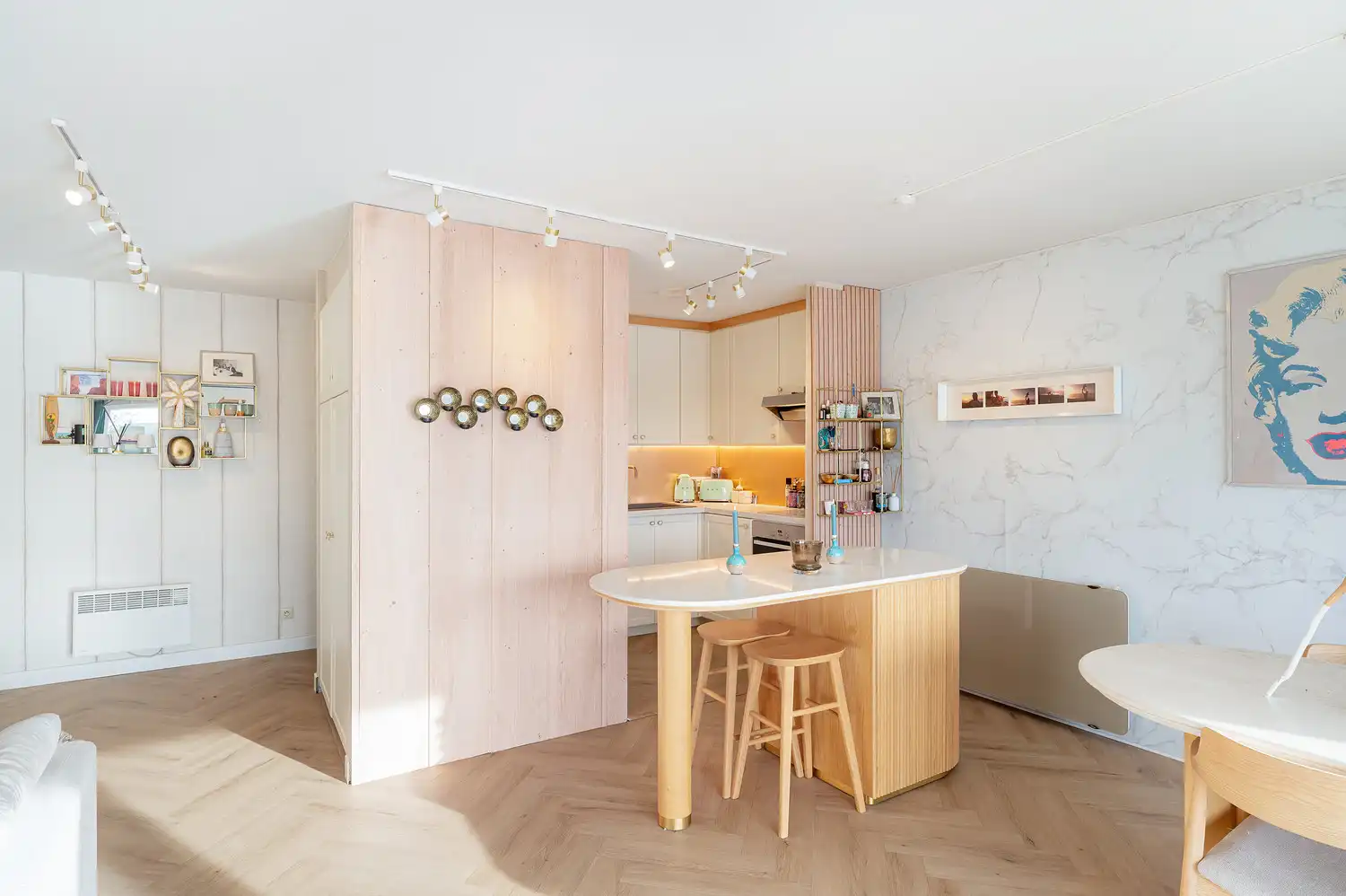 Instapklaar vernieuwd appartement met zuidgericht terras en open zicht foto 10