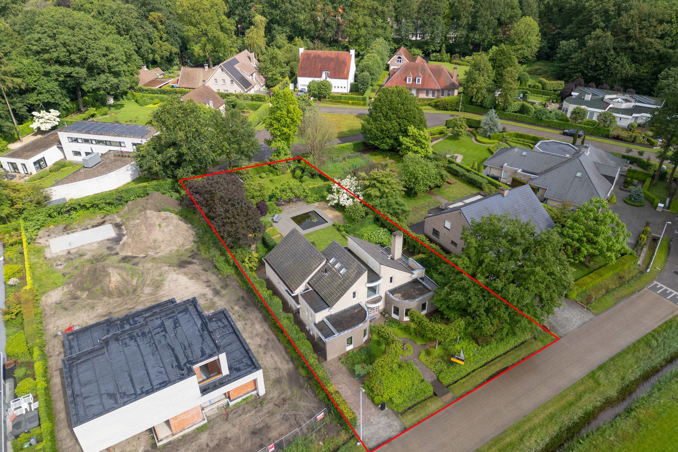 Unieke instapklare villa op 1500 m² te Oud-Turnhout foto 42