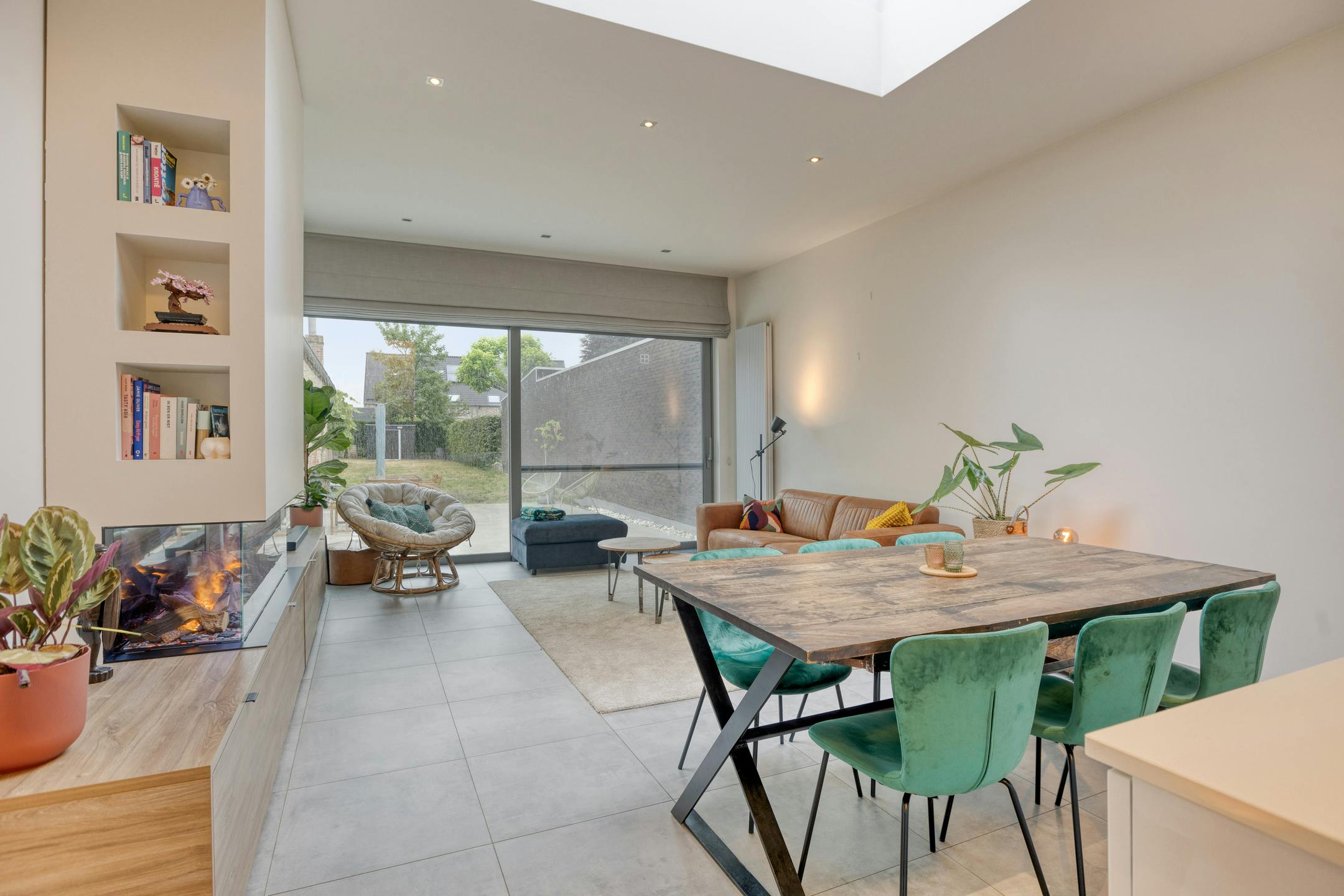 Unieke combinatie van wonen & werken -Huis met handelsruimte foto 4