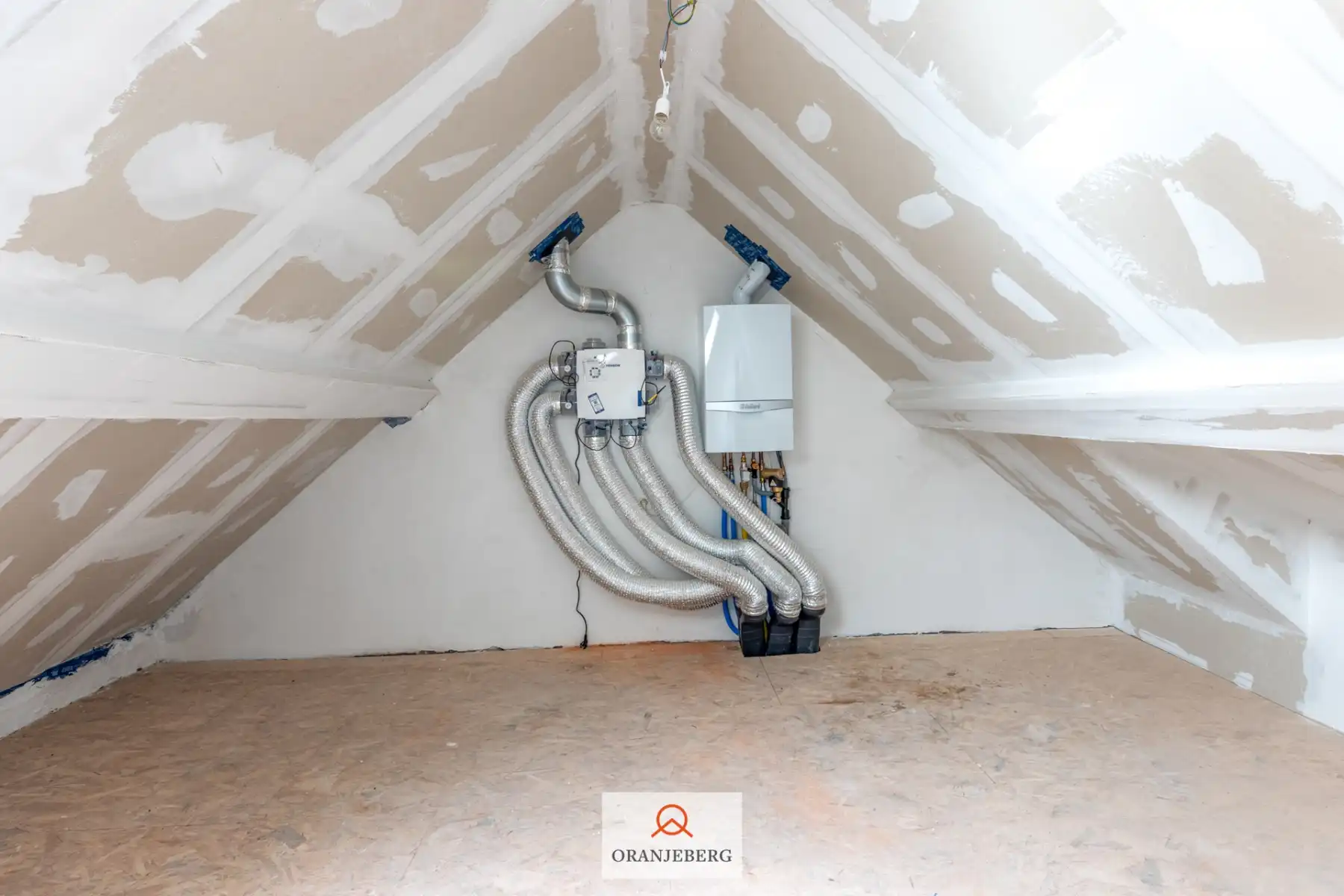 Woning met 3 slpk's en koer foto 35