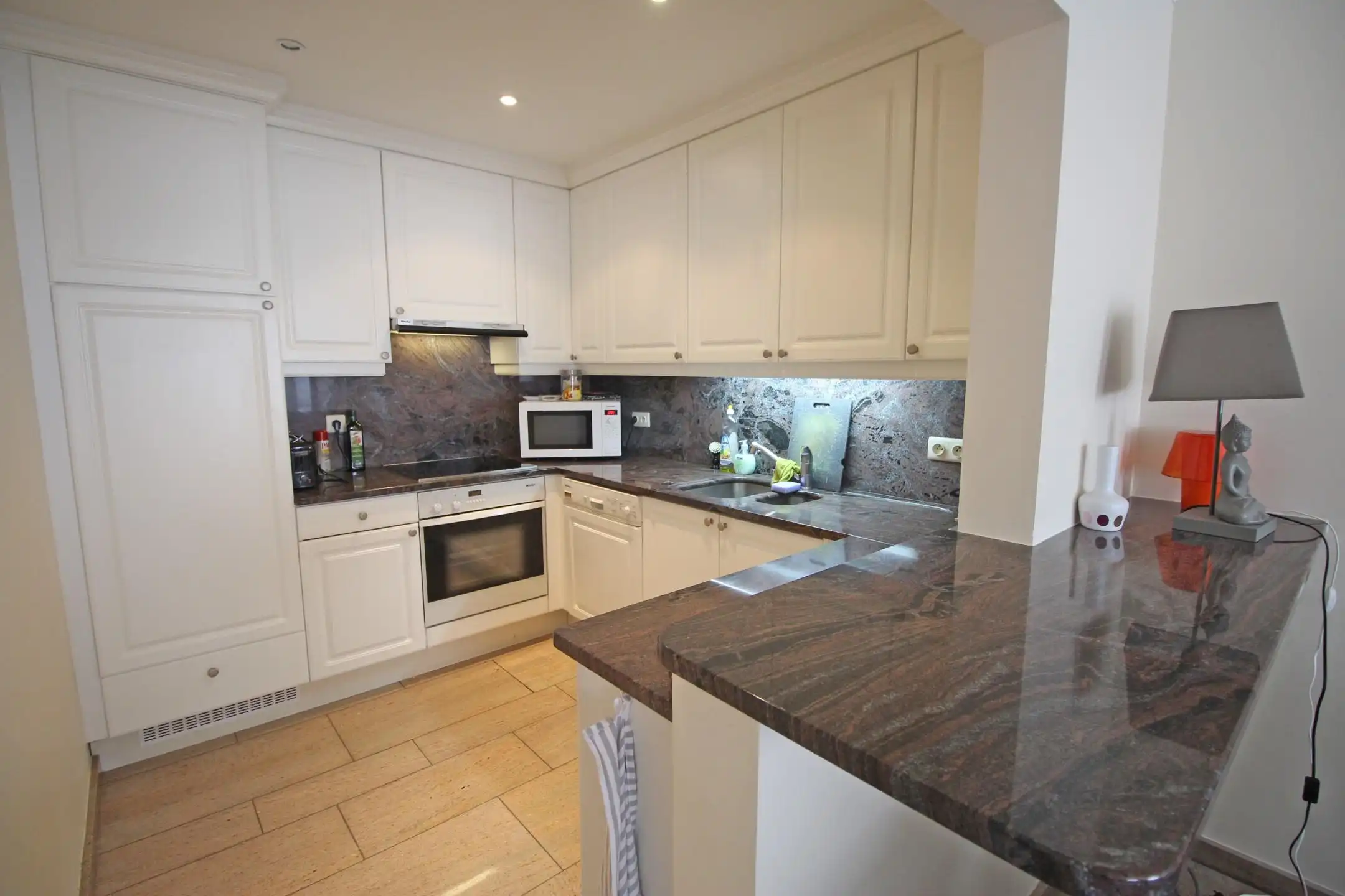 Appartement te huur foto 3