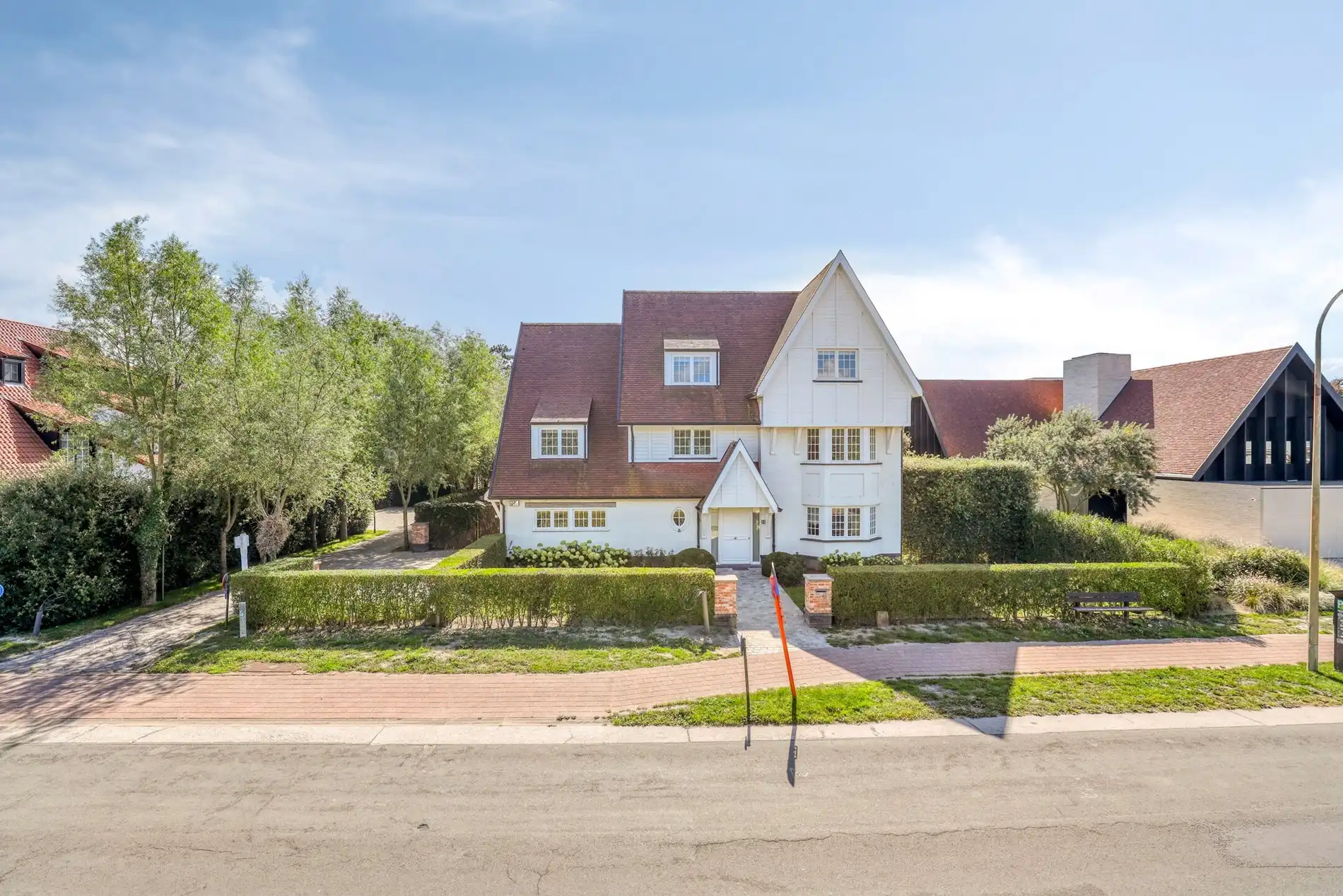 Luxueuze en stijlvolle villa in Engelse Cottage stijl met verwarmd zwembad gelegen in het Zoute. foto 26