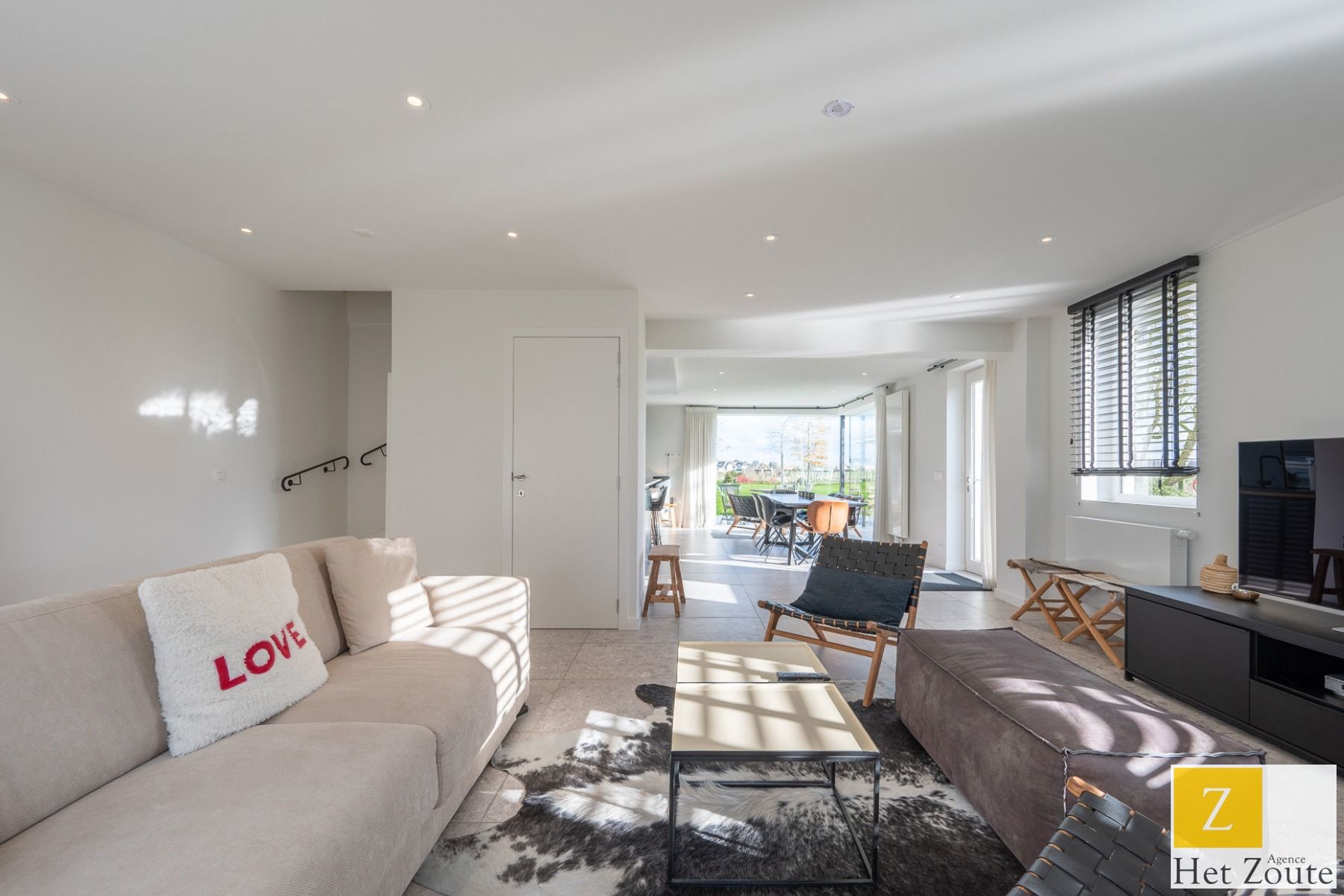 Twee ruime villa’s op één groot perceel (5.460 m²) te Knokke foto 26