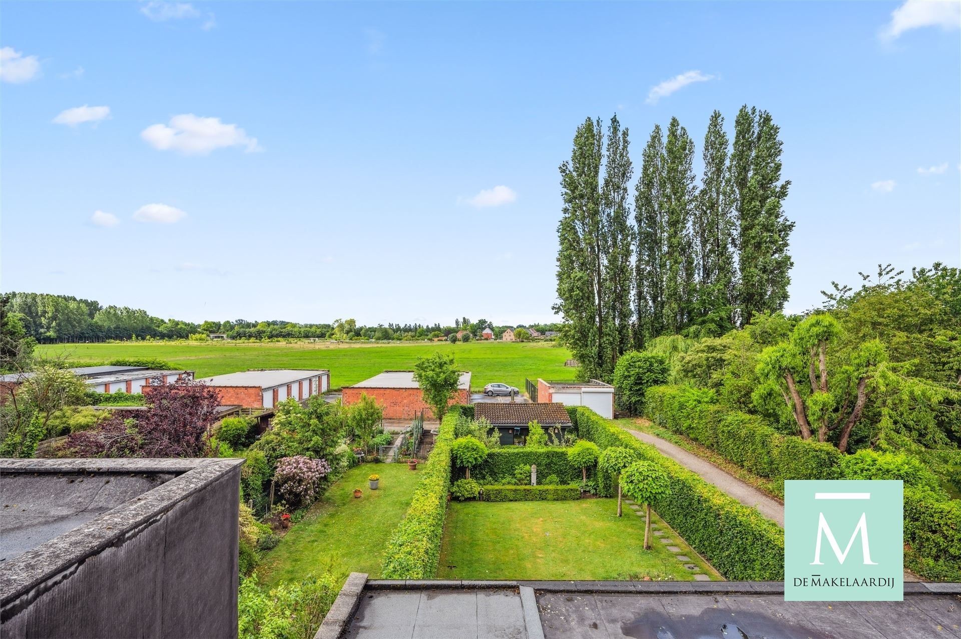 Op te frissen duplex-appartement, 3 slaapkamers en terras op toplocatie! foto 11