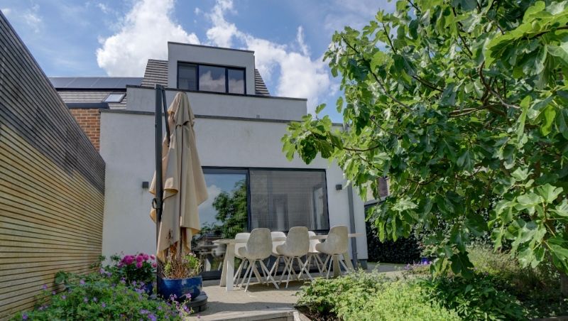 Volledig vernieuwde woning van 196m² op 4a42ca foto 2