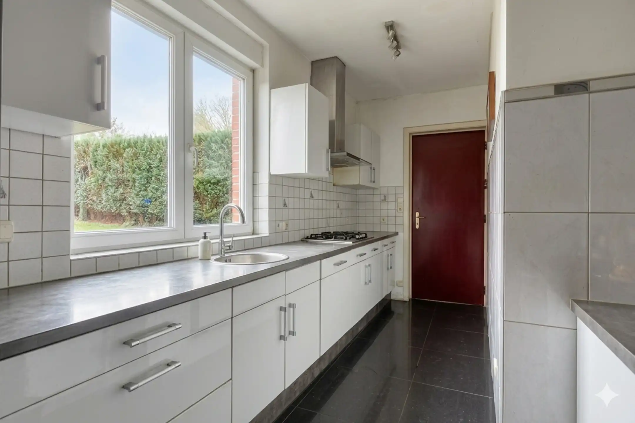 4 gevel met 5 kamers op TOP-locatie  foto 4