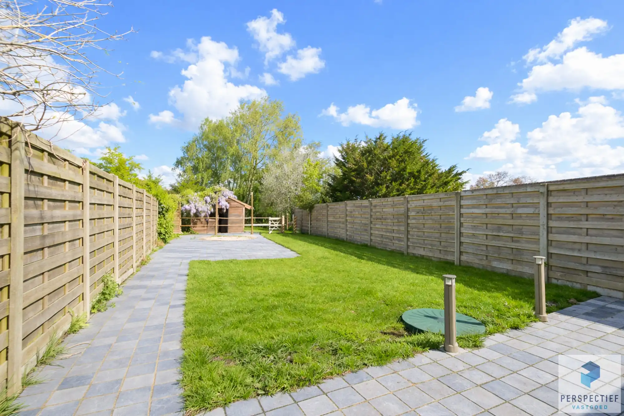 Ruime woning met tuin, kleine weide & bijgebouw gelegen in landelijke omgeving in Oedelem op  1 365 m² foto 24