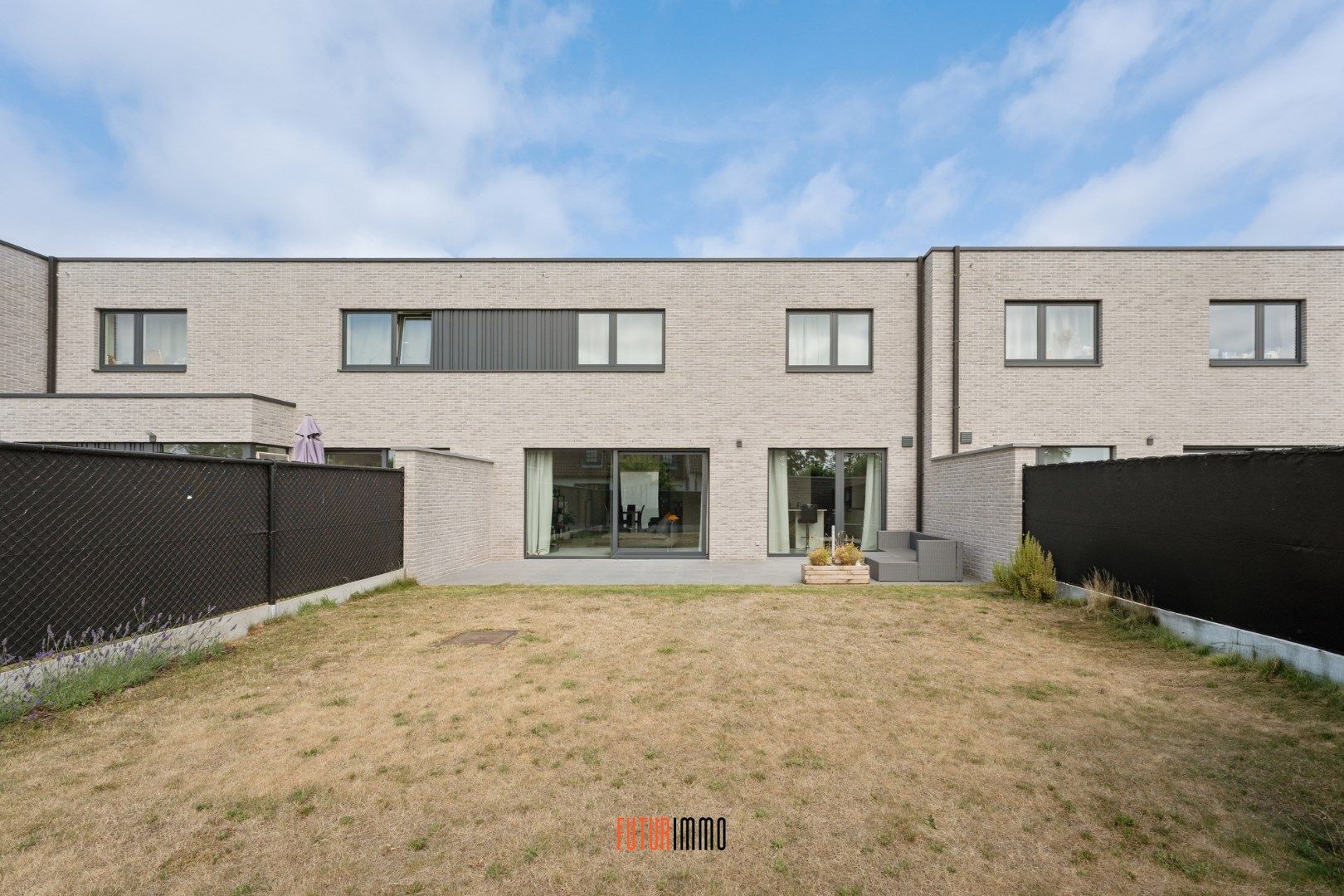 Ruime energiezuinige woning met garage foto 16